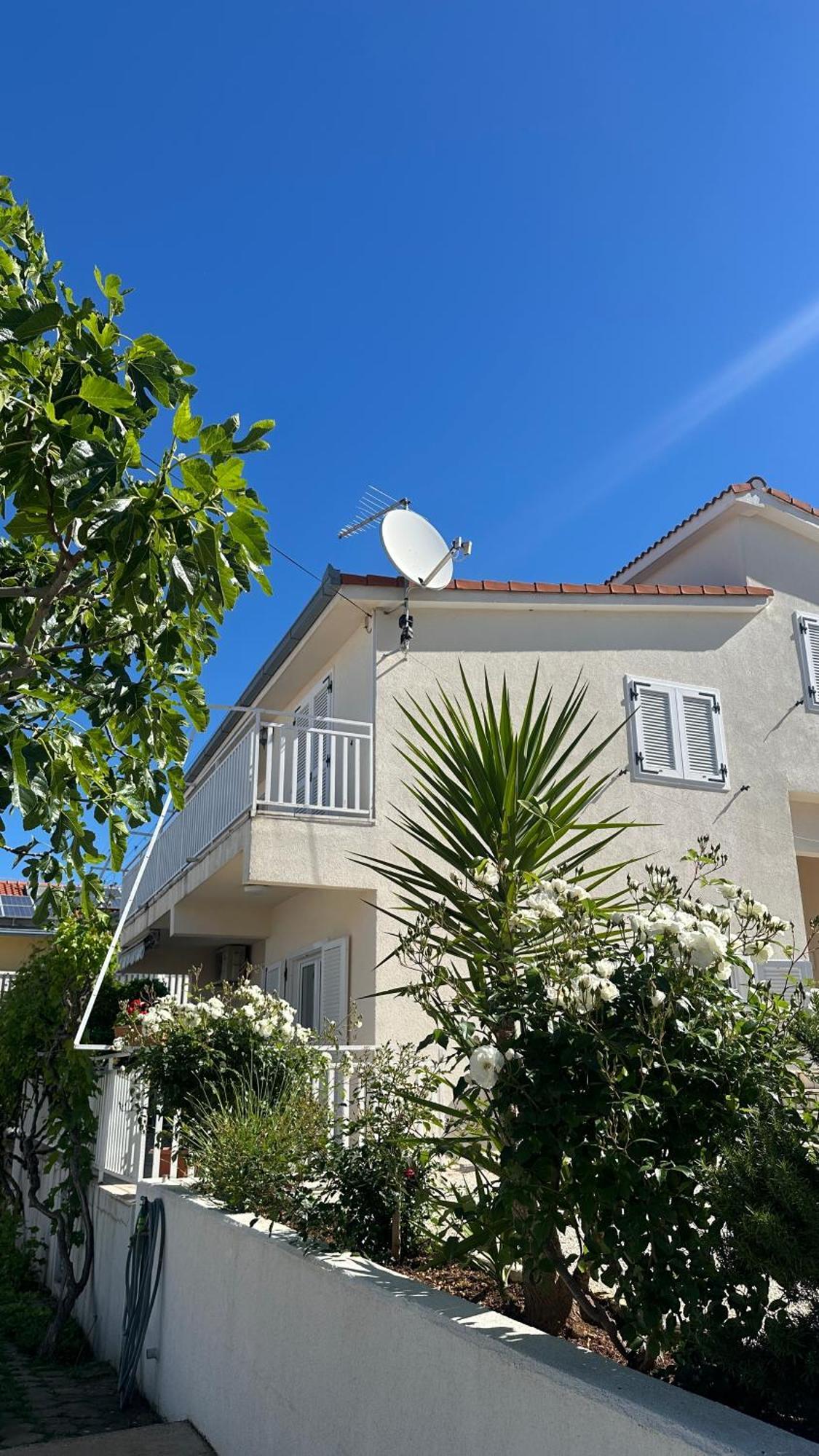 Apartment Arleta トロギール エクステリア 写真